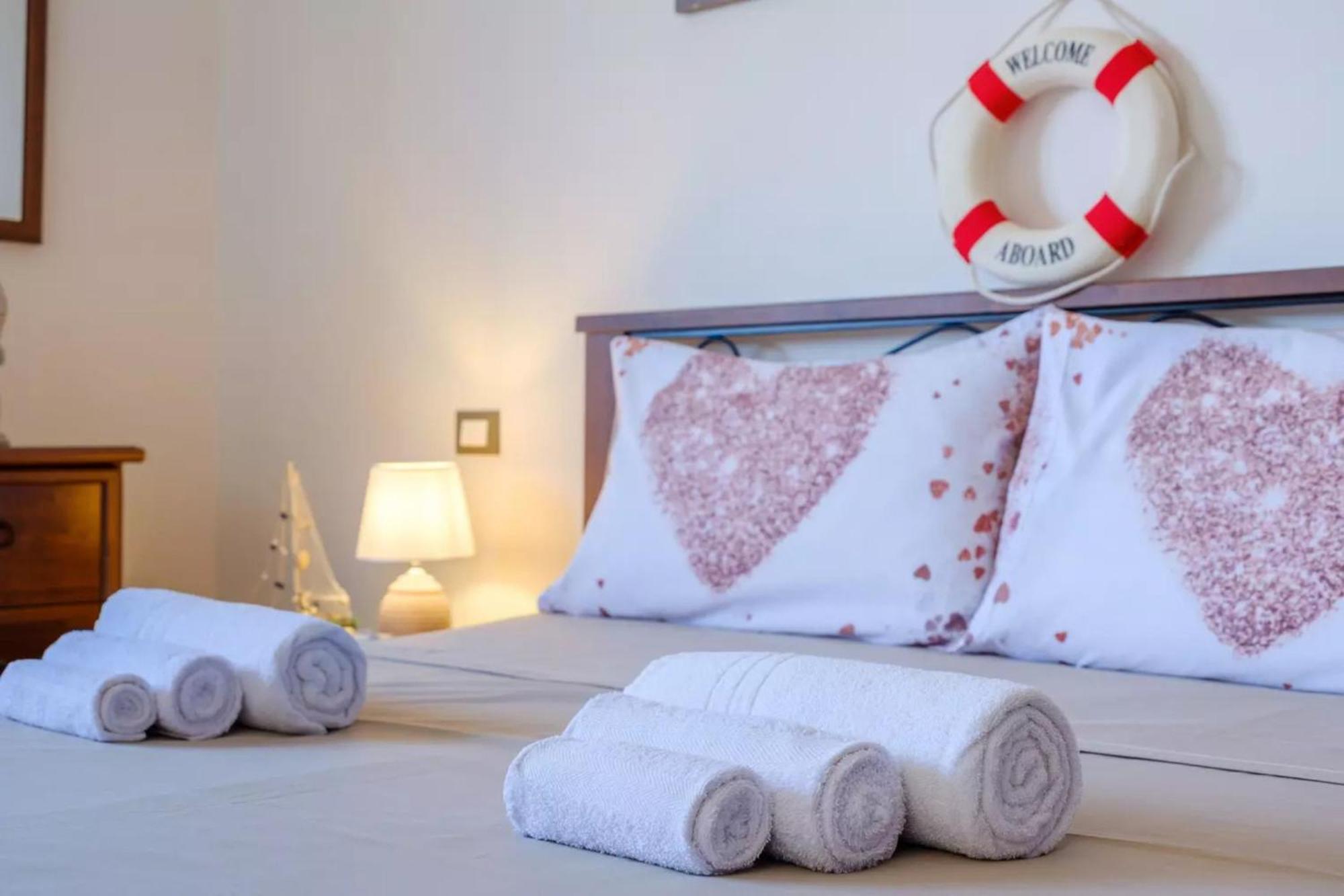 Emerald Residence Sleeps 12 With Sea View Porto Cesareo Dış mekan fotoğraf